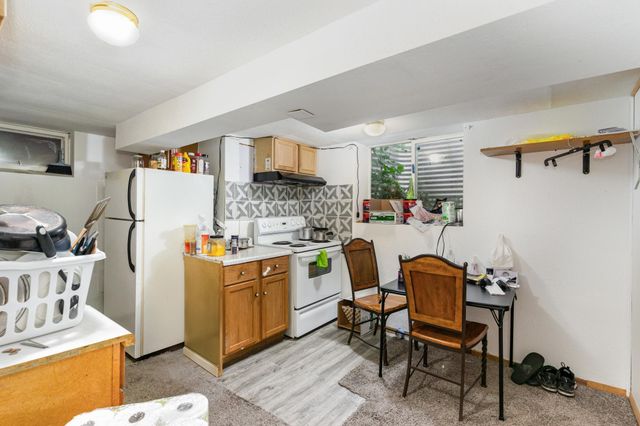 1840 Iowa Avenue E, Saint Paul, MN 55119