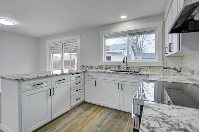 1418 Coquette Street, Medford, OR 97504