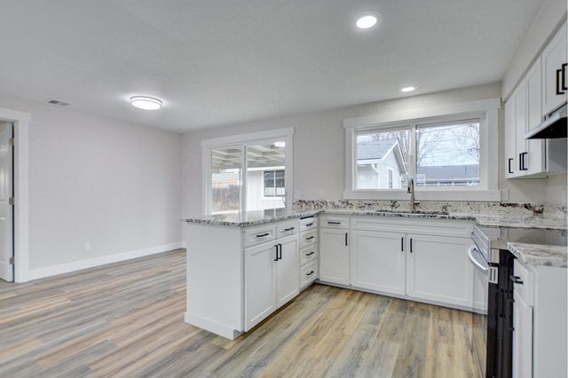 1418 Coquette Street, Medford, OR 97504