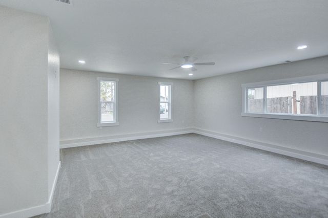 1418 Coquette Street, Medford, OR 97504