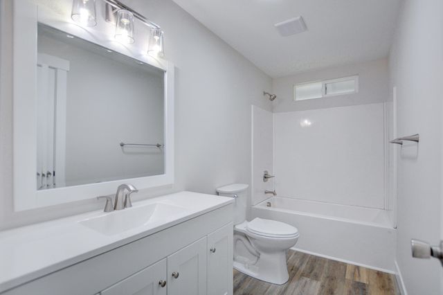 1418 Coquette Street, Medford, OR 97504