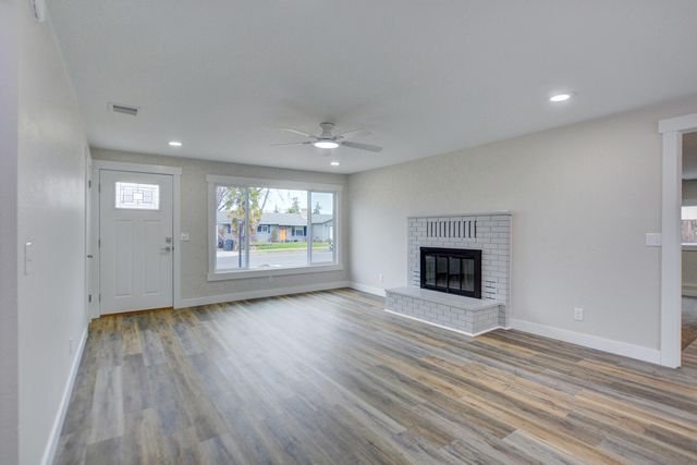 1418 Coquette Street, Medford, OR 97504