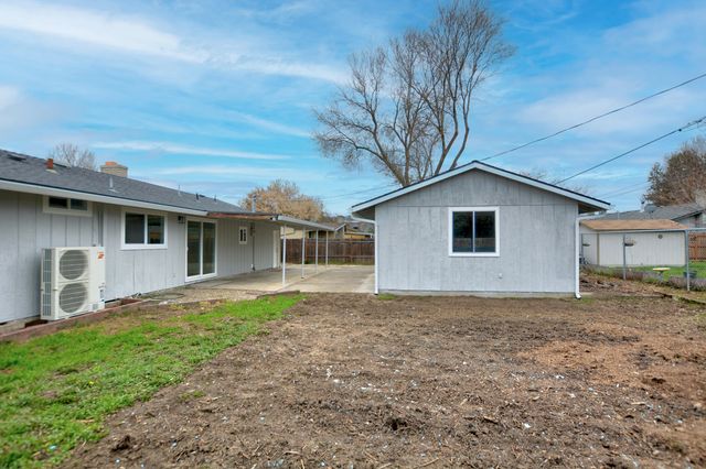 1418 Coquette Street, Medford, OR 97504