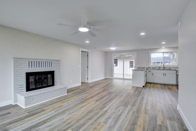 1418 Coquette Street, Medford, OR 97504