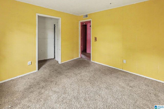 2204 SHORT 14TH STREET N, Bessemer, AL 35020