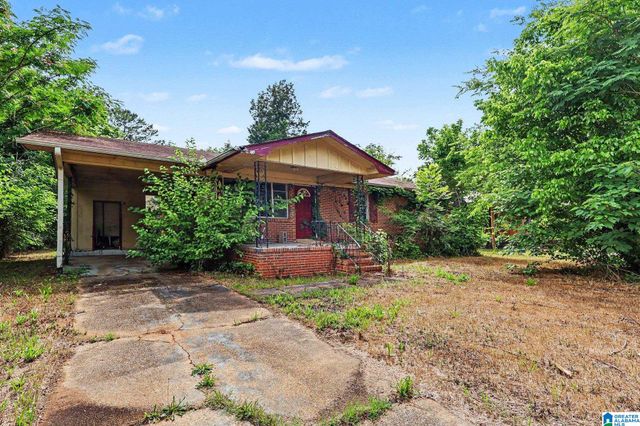 2204 SHORT 14TH STREET N, Bessemer, AL 35020
