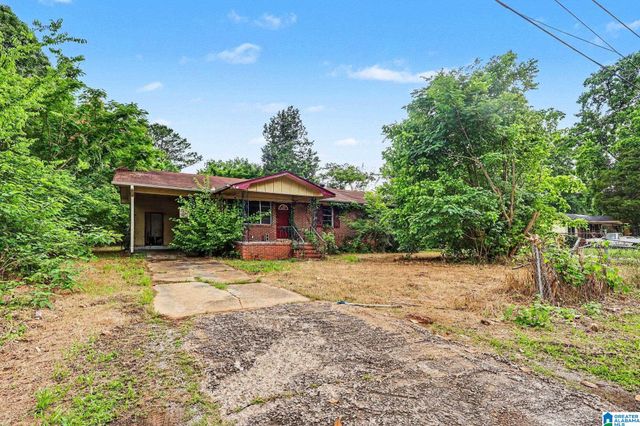 2204 SHORT 14TH STREET N, Bessemer, AL 35020