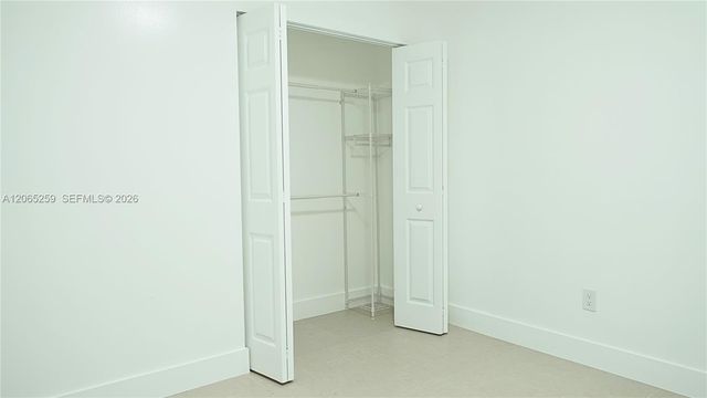 5661 W 21st Ave 5661, Hialeah, FL 33016