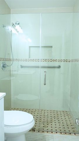 5661 W 21st Ave 5661, Hialeah, FL 33016