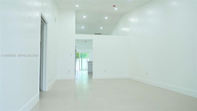 5661 W 21st Ave 5661, Hialeah, FL 33016