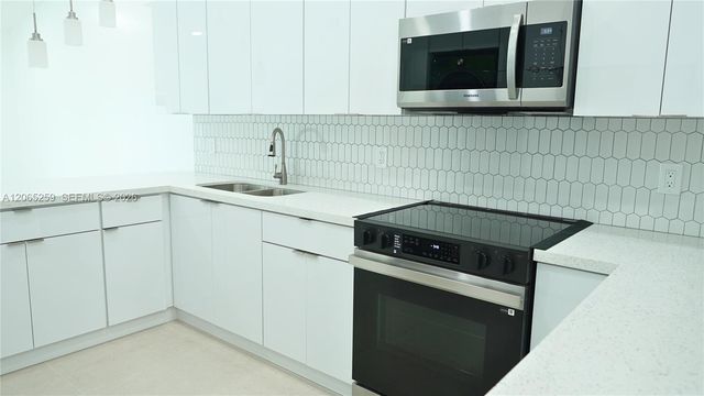 5661 W 21st Ave 5661, Hialeah, FL 33016