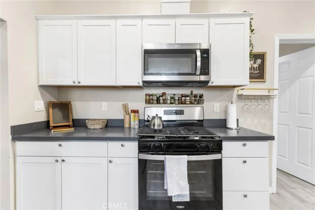 944 W 18th St, Merced, CA 95340