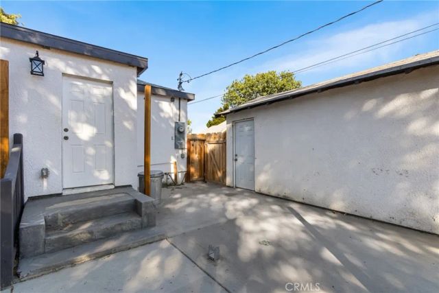 944 W 18th St, Merced, CA 95340