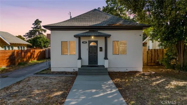 944 W 18th St, Merced, CA 95340