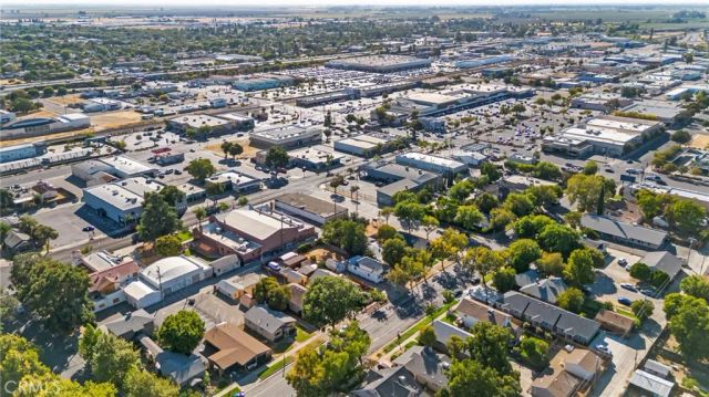 944 W 18th St, Merced, CA 95340