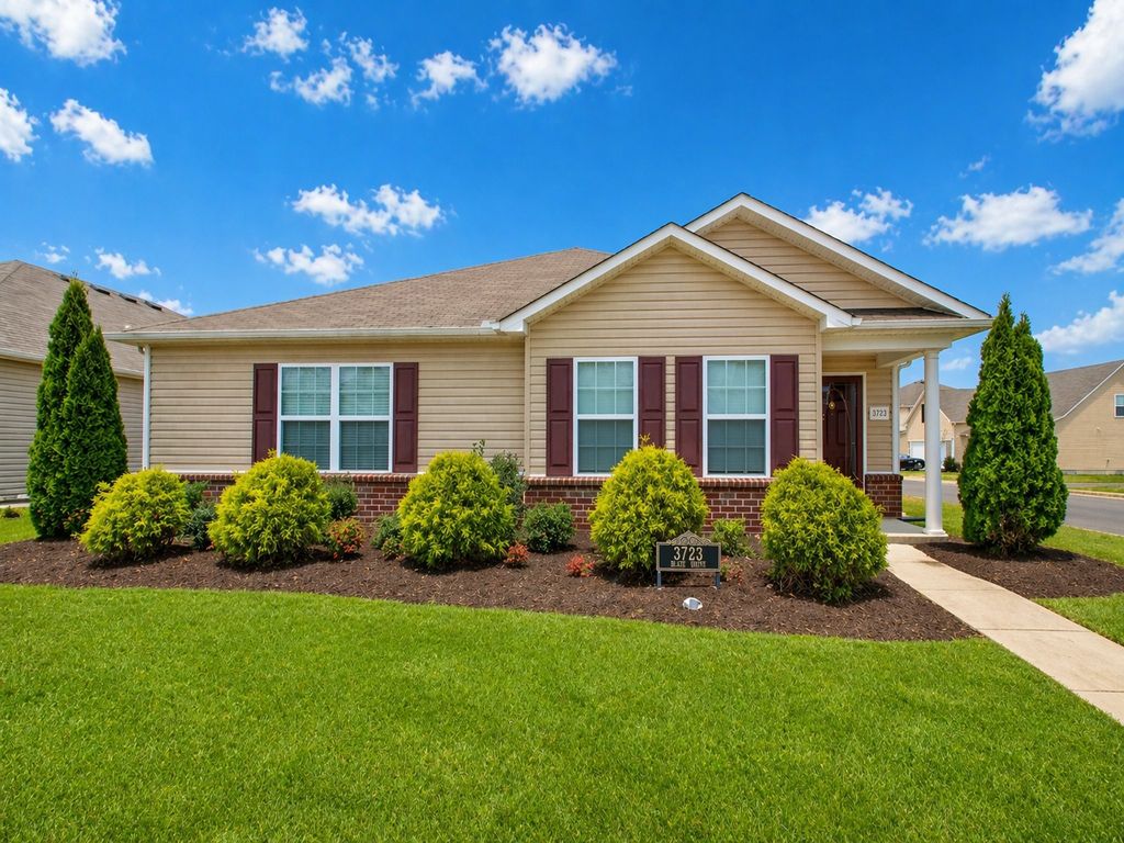3723 Blaze Dr, Murfreesboro, TN 37128