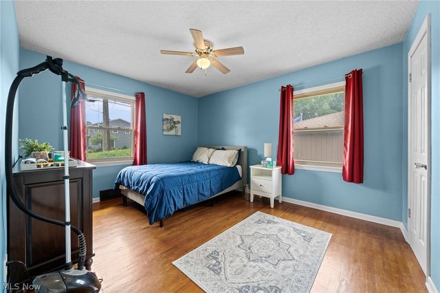 302 Homewood Avenue, Akron, OH 44312
