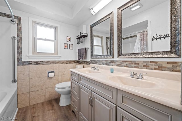 302 Homewood Avenue, Akron, OH 44312