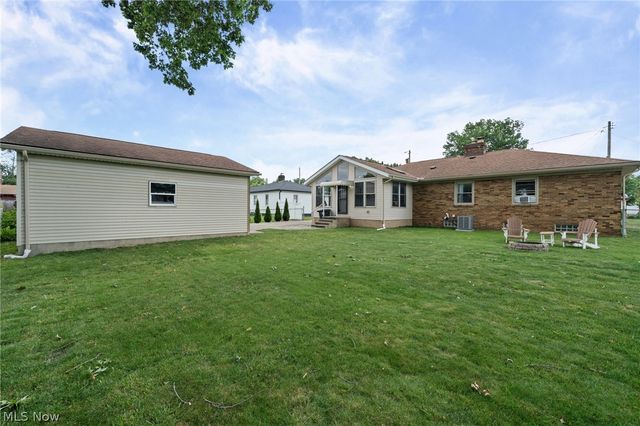 302 Homewood Avenue, Akron, OH 44312