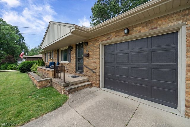 302 Homewood Avenue, Akron, OH 44312
