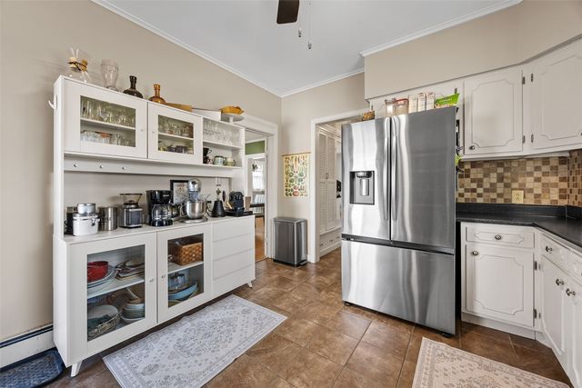 2300 4th Avenue SE, Cedar Rapids, IA 52403