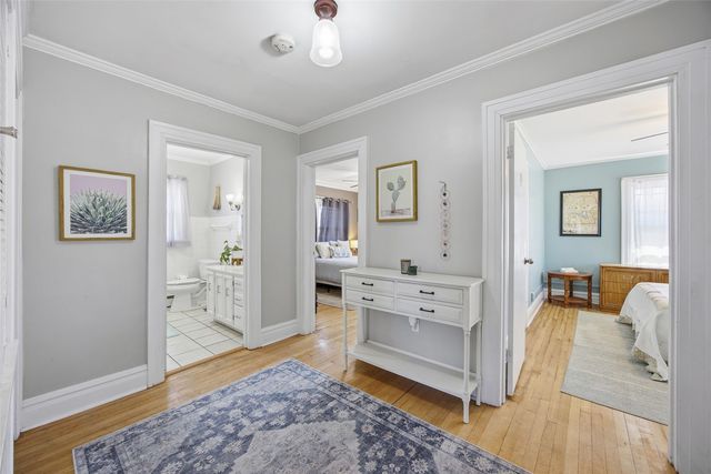 2300 4th Avenue SE, Cedar Rapids, IA 52403