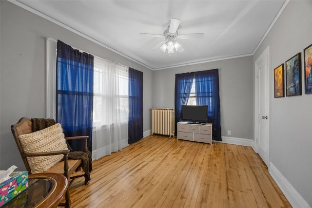 2300 4th Avenue SE, Cedar Rapids, IA 52403