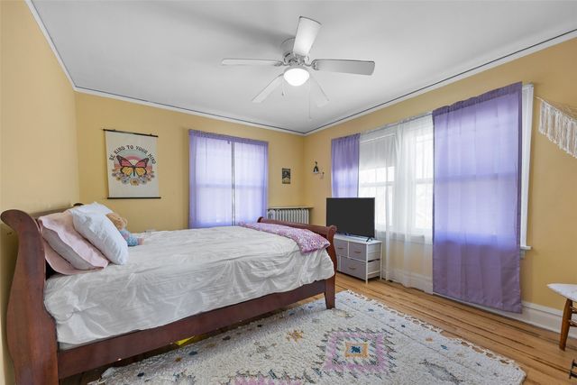 2300 4th Avenue SE, Cedar Rapids, IA 52403