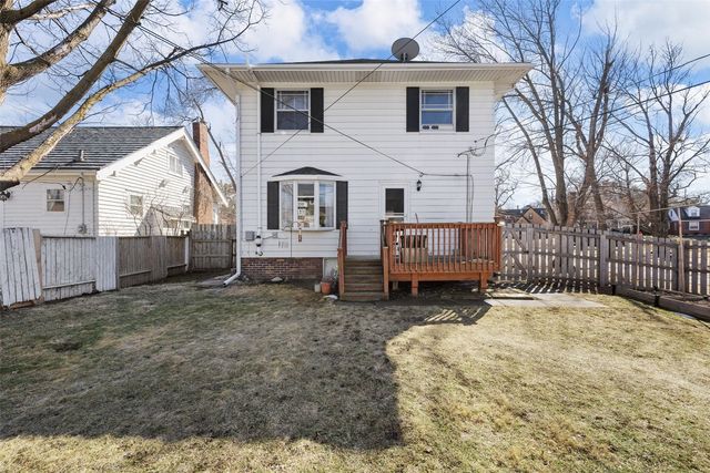 2300 4th Avenue SE, Cedar Rapids, IA 52403