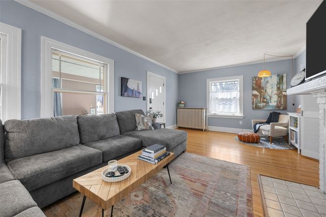 2300 4th Avenue SE, Cedar Rapids, IA 52403