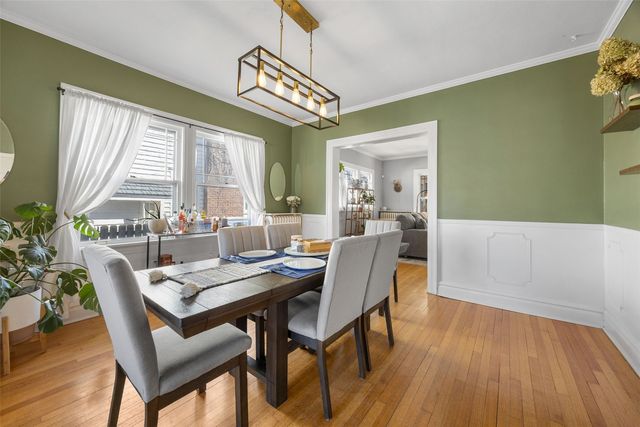 2300 4th Avenue SE, Cedar Rapids, IA 52403