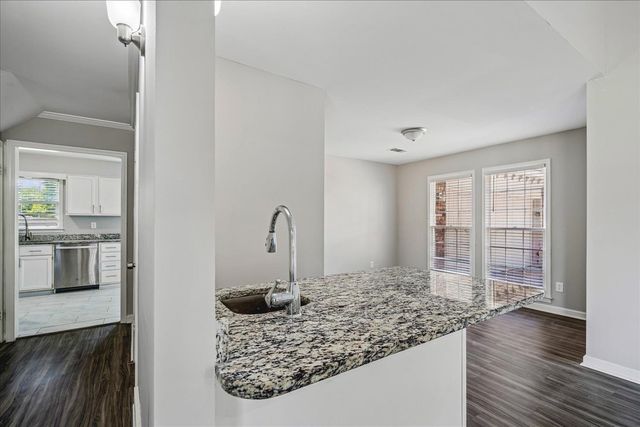 3951 FUN VALLEY DR, Memphis, TN 38125