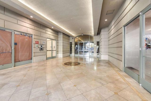 130 E San Fernando Street 25, San Jose, CA 95112