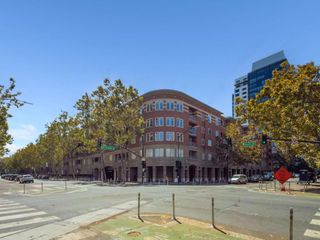 130 E San Fernando Street 25, San Jose, CA 95112
