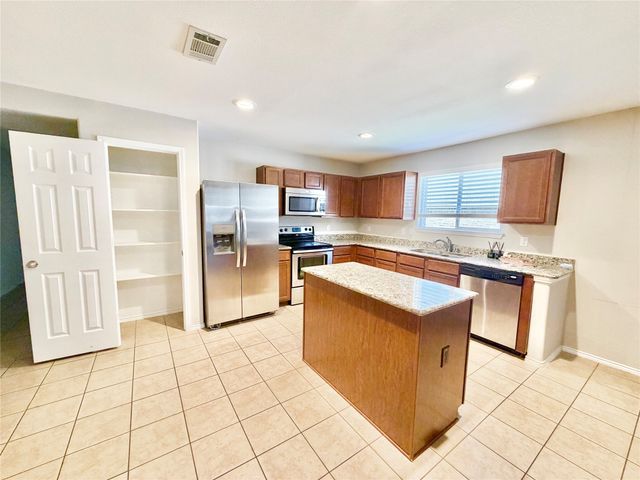 6928 Derbyshire Drive, Fort Worth, TX 76137