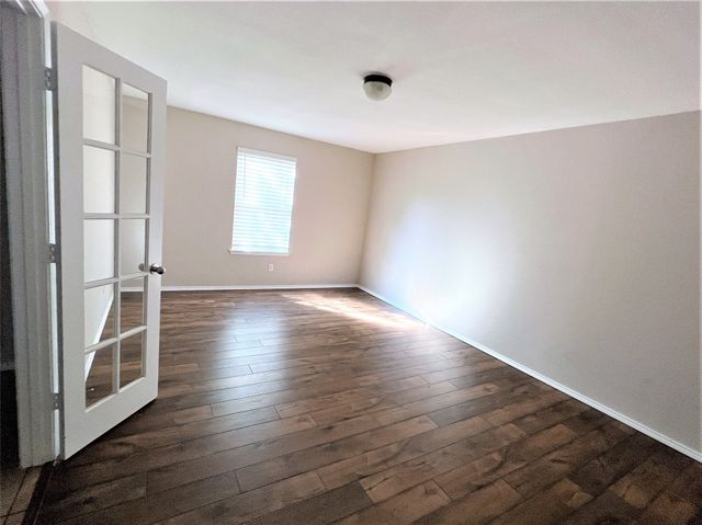 6928 Derbyshire Drive, Fort Worth, TX 76137