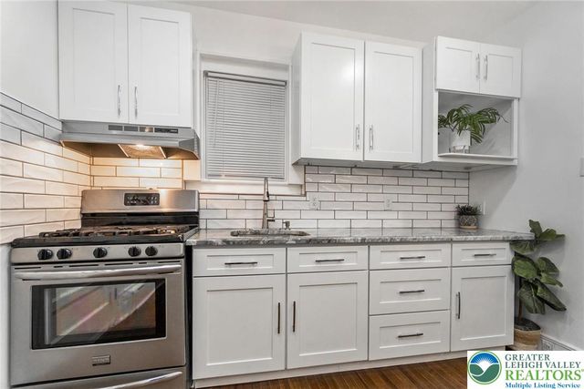 200 Church Street, Catasauqua Boro, PA 18032