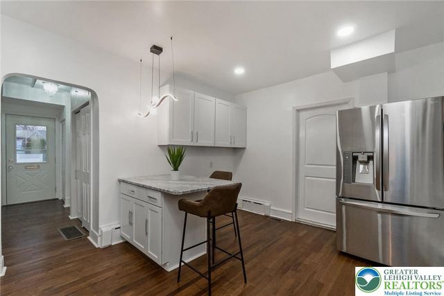 200 Church Street, Catasauqua Boro, PA 18032