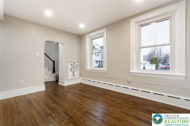 200 Church Street, Catasauqua Boro, PA 18032