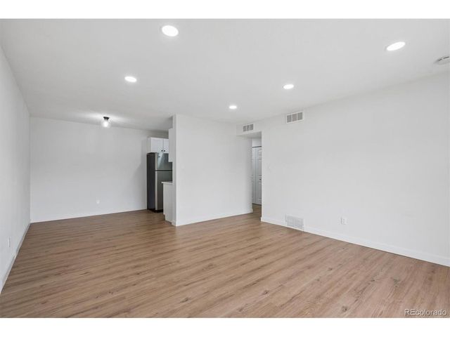 10211 Ura Ln 5-203, Thornton, CO 80260
