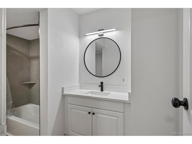 10211 Ura Ln 5-203, Thornton, CO 80260