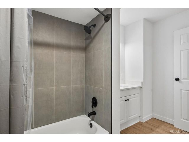 10211 Ura Ln 5-203, Thornton, CO 80260