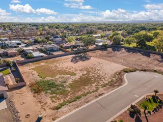 212 Vernon Court NW, Albuquerque, NM 87114