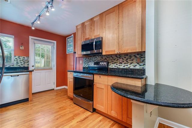 1515 Stone Gate Lane SE, Atlanta, GA 30317