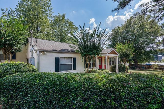 1515 Stone Gate Lane SE, Atlanta, GA 30317