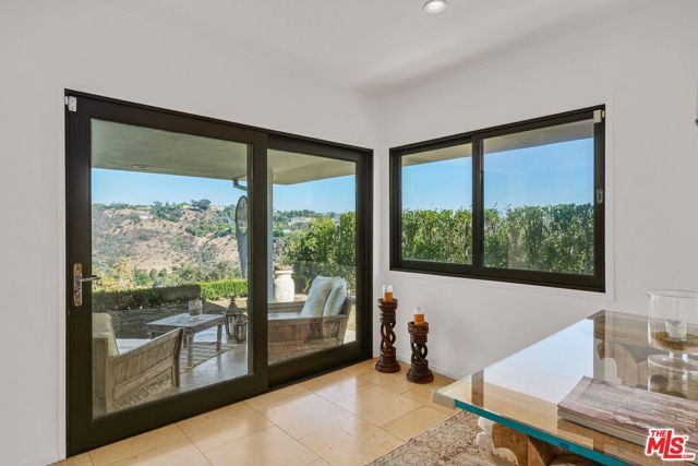 10123 Angelo View Drive, Beverly Hills, CA 90210