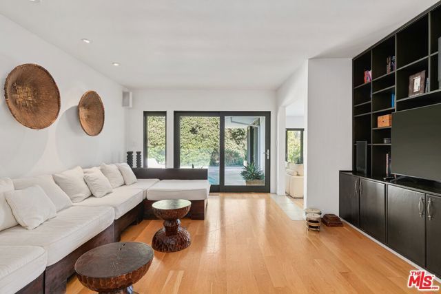 10123 Angelo View Drive, Beverly Hills, CA 90210