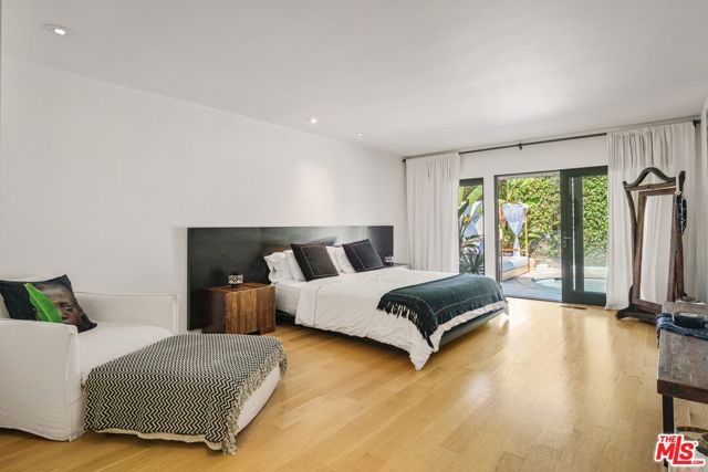 10123 Angelo View Drive, Beverly Hills, CA 90210