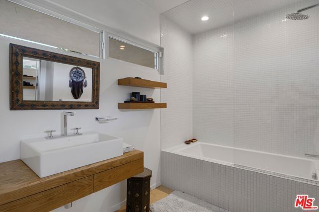 10123 Angelo View Drive, Beverly Hills, CA 90210