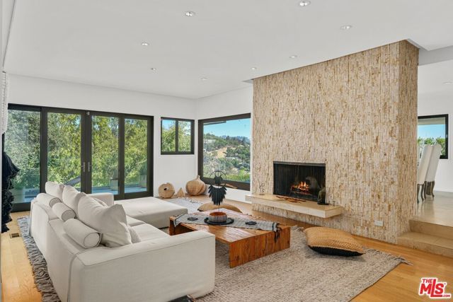 10123 Angelo View Drive, Beverly Hills, CA 90210